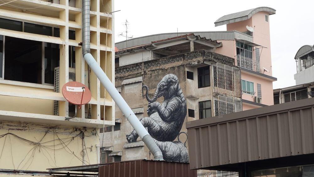 Rock Around Creative District — Une immersion au cœur des âmes créatives (Visites guidées privées et thématiques à Bangkok)