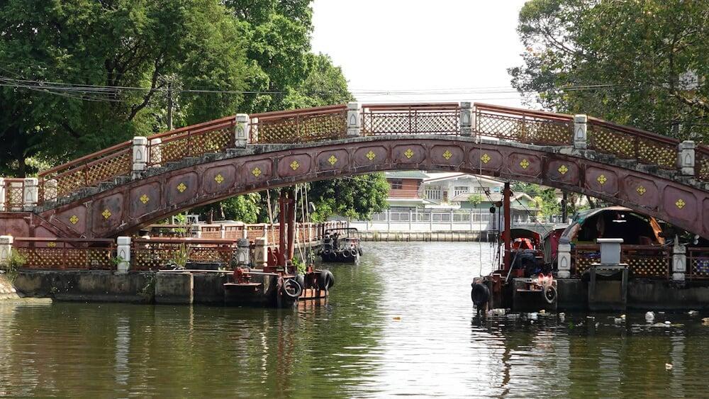 Rock Around Thon Buri — Siam's Revival Under the Leadership of King Taksin (Private Guided Themed Tours in Bangkok)
