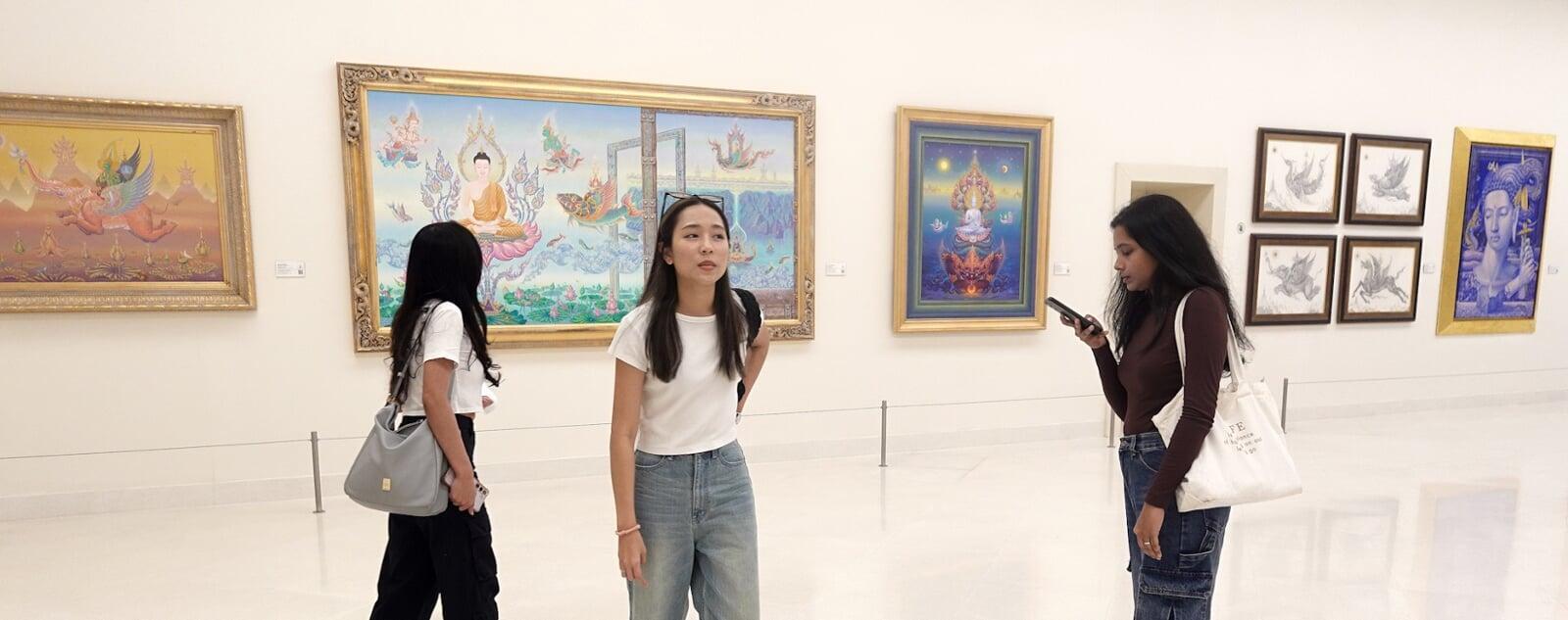 e-TourGuide: Your remote cultural companion accessible via your mobile phone (Private Guided Themed Tours in Bangkok)