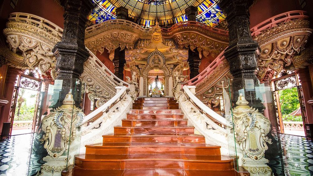 Erawan Museum — Discover Bangkok’s Cultural Heritage through Private Guided Museum Tours.