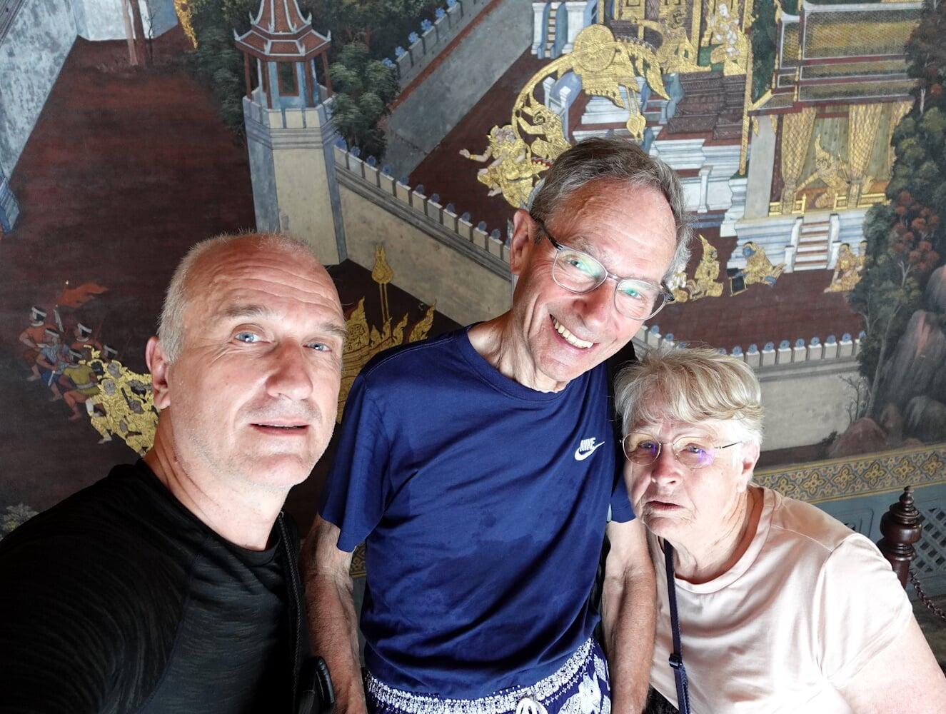 Private Guided Tours in Bangkok - Visites Privees Guidees a Bangkok