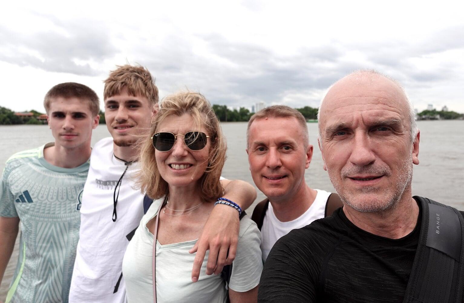 Private Guided Tours in Bangkok - Visites Privees Guidees a Bangkok