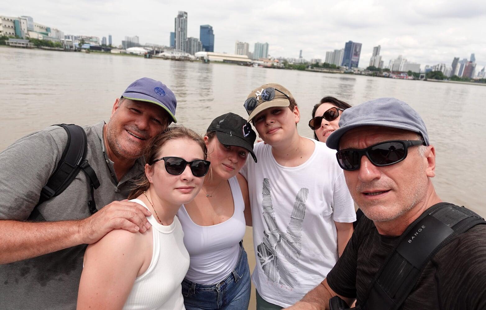 Private Guided Tours in Bangkok - Visites Privees Guidees a Bangkok