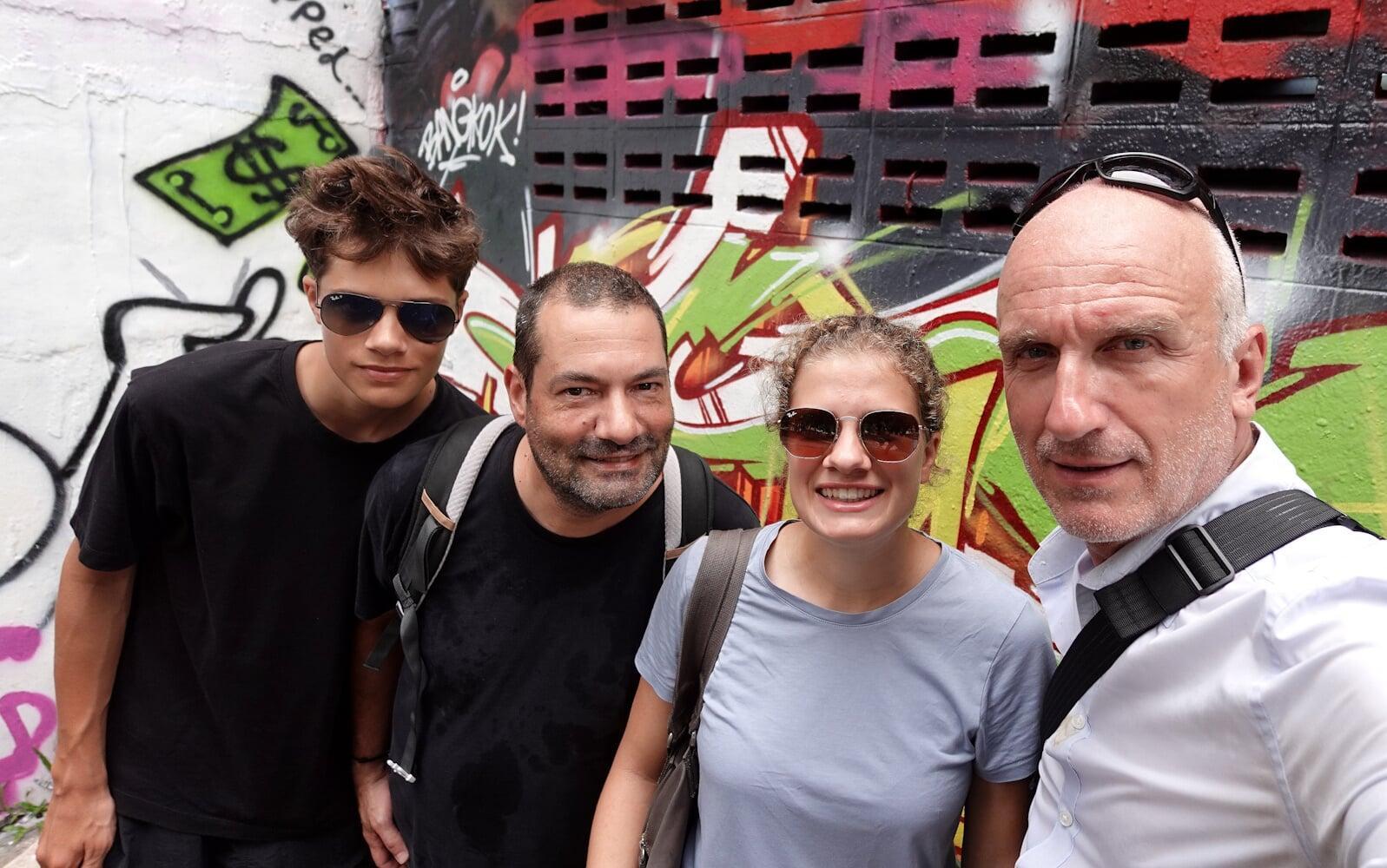 Private Guided Tours in Bangkok - Visites Privees Guidees a Bangkok