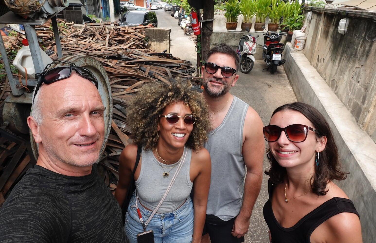 Private Guided Tours in Bangkok - Visites Privees Guidees a Bangkok