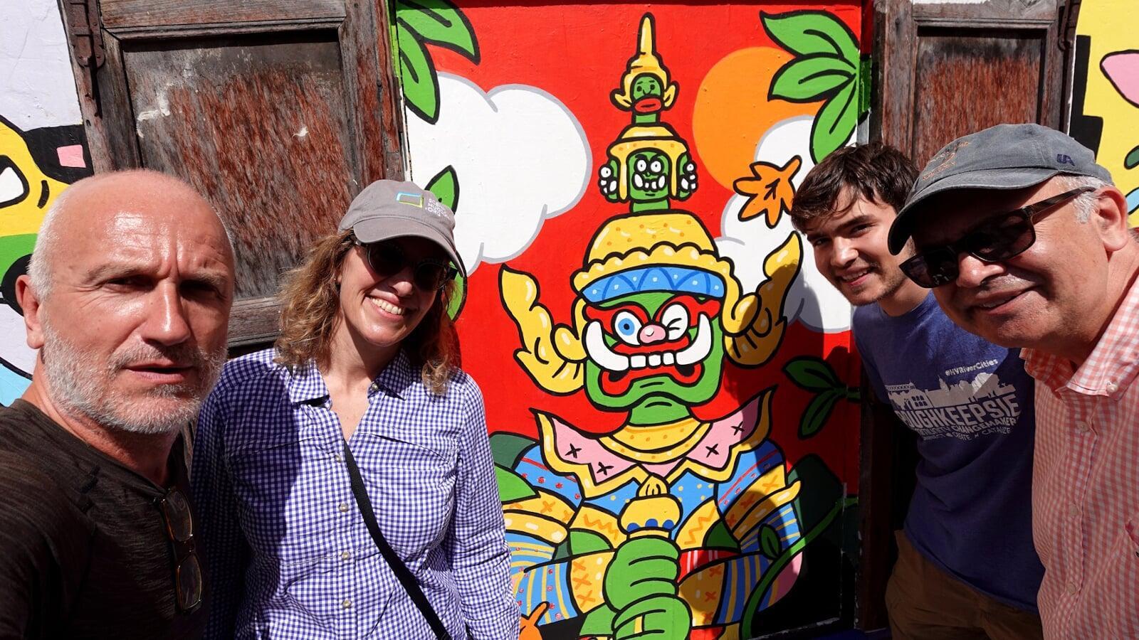 Private Guided Tours in Bangkok - Visites Privees Guidees a Bangkok